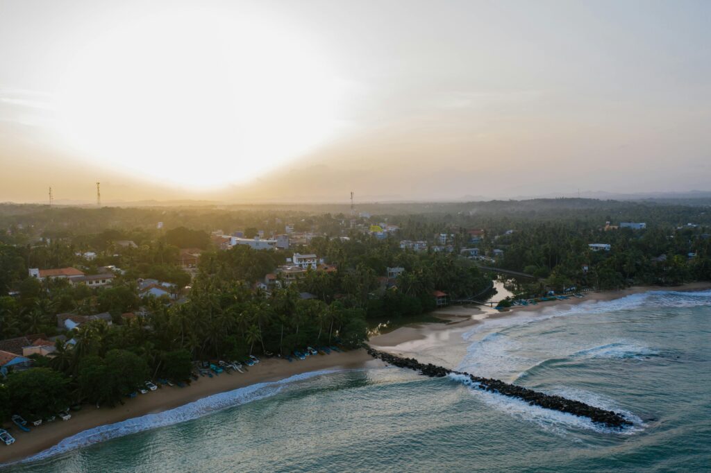 Playa virgen en Trincomalee para viajar a Sri Lanka en verano